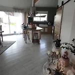 Holiday home Maison Calme Avec Piscine *