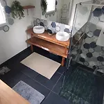 Maison Calme Avec Piscine