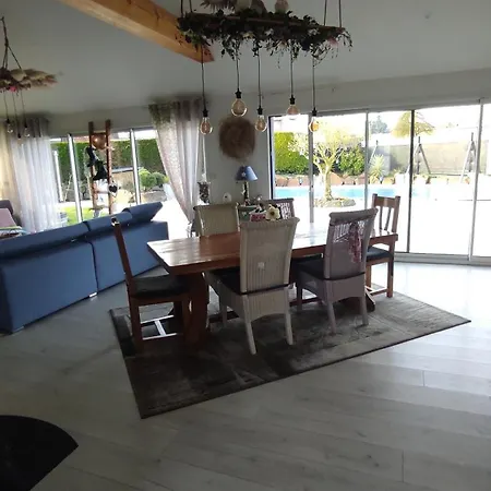 بيت للعطل Maison Calme Avec Piscine