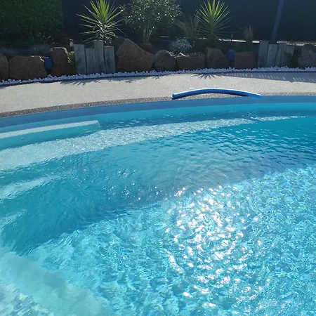 Maison Calme Avec Piscine بيت للعطل